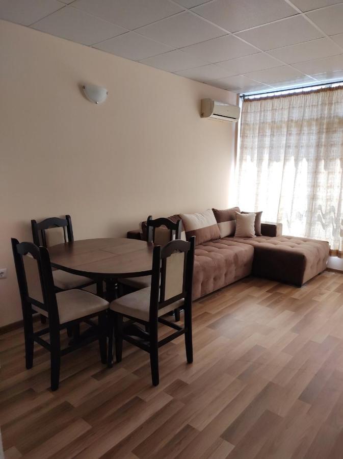 Dunav-Lazur Apt.5 라브다 외부 사진