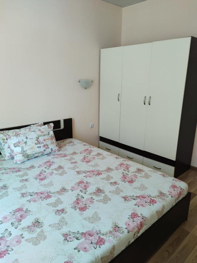 Dunav-Lazur Apt.5 라브다 외부 사진